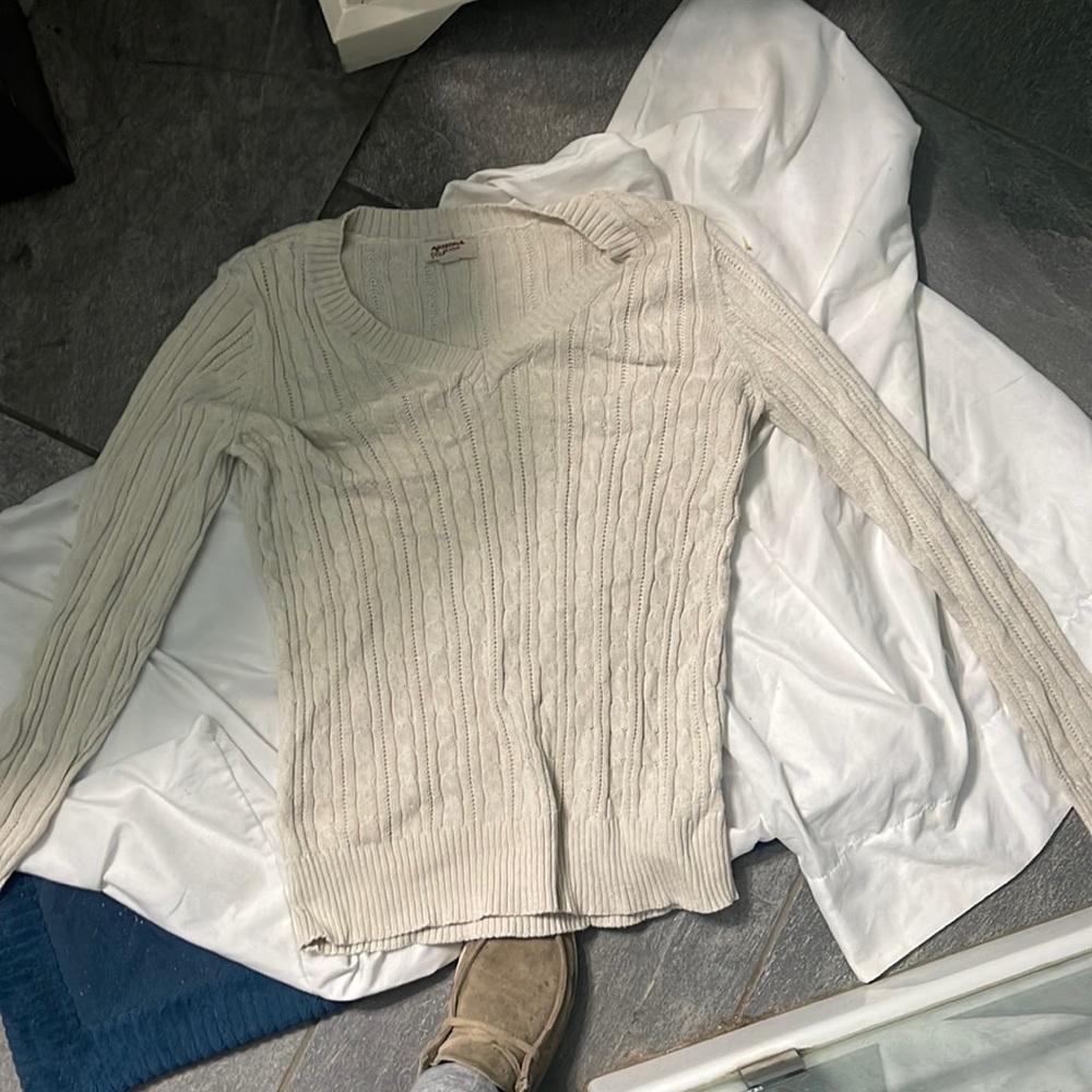 Cute sweater very cozy